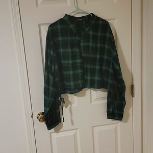 Crop plaid button up